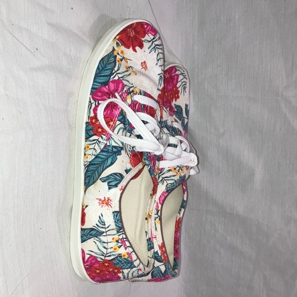 Size 10 women’s Low-Top Sneakers with Floral canvas Print - cushy insoles - Picture 7 of 12